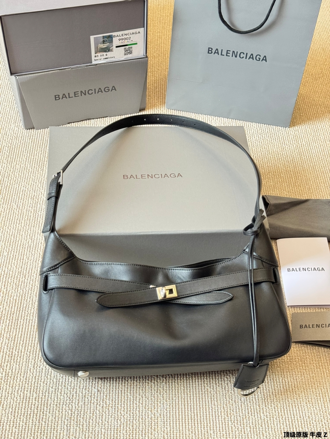 BALENCIAGA 126